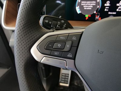 2026 Volkswagen Tiguan 2.0T SEL R-Line