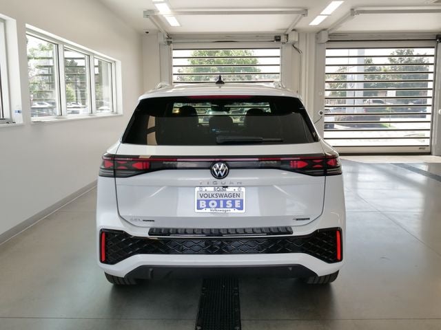 2026 Volkswagen Tiguan 2.0T SEL R-Line