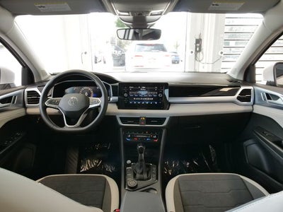 2026 Volkswagen Taos 1.5T SE
