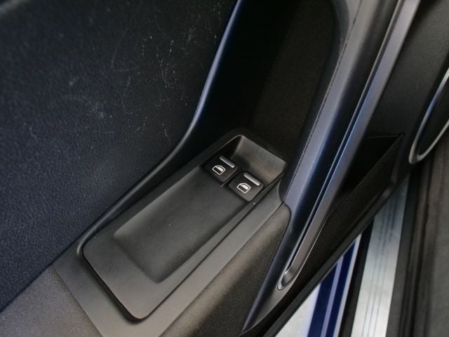 2013 Volkswagen Beetle 2.0 TSi