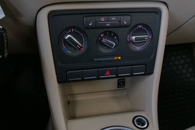 2013 Volkswagen Beetle 2.5L