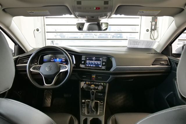 2023 Volkswagen Jetta 1.5T SE