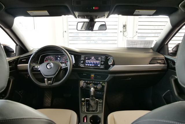 2021 Volkswagen Jetta R-Line