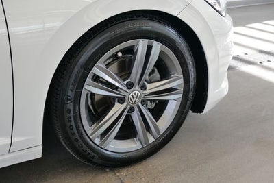 2021 Volkswagen Jetta R-Line