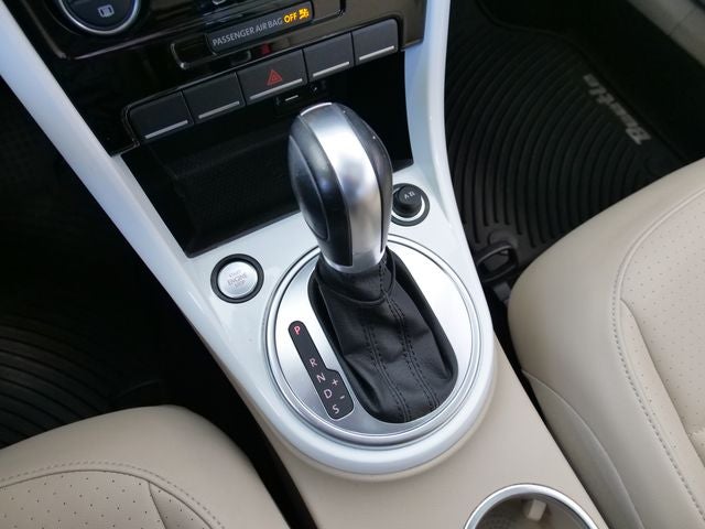 2019 Volkswagen Beetle 2.0T SE