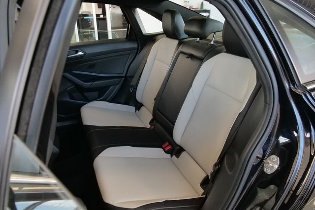 2020 Volkswagen Jetta R-Line