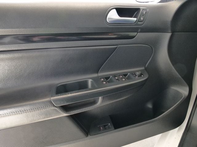 2013 Volkswagen Jetta SportWagen 2.5L SE