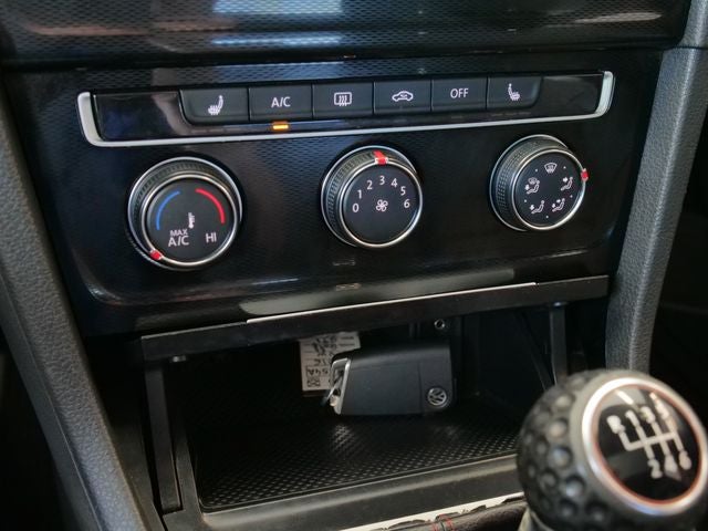 2016 Volkswagen Golf GTI S