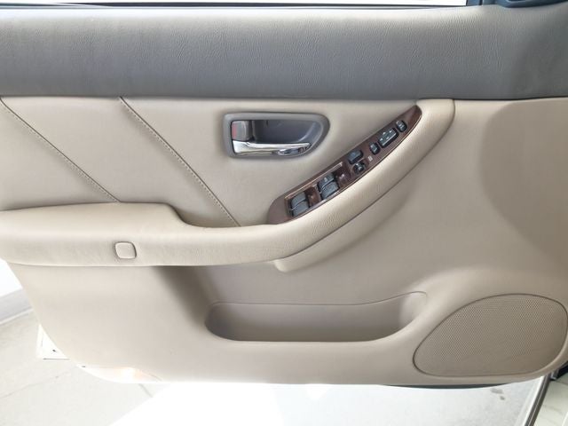 2000 Subaru Outback 2.5 Limited