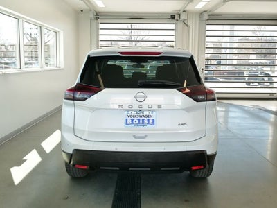 2025 Nissan Rogue SV