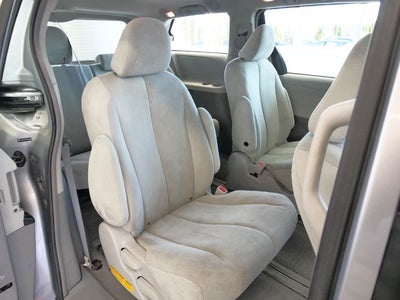 2011 Toyota Sienna Base