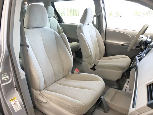 2011 Toyota Sienna Base