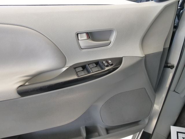 2011 Toyota Sienna Base