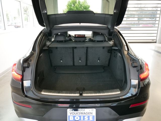 2024 BMW X4 xDrive30i