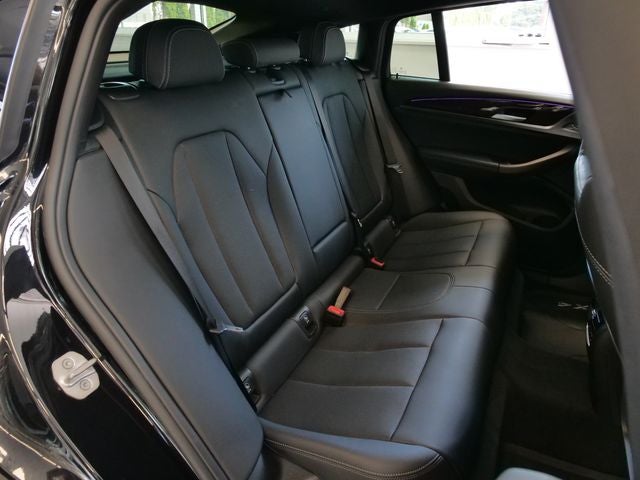 2024 BMW X4 xDrive30i
