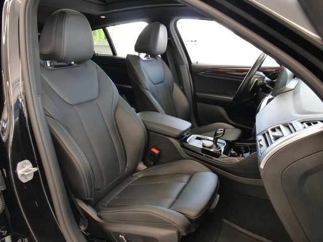 2024 BMW X4 xDrive30i