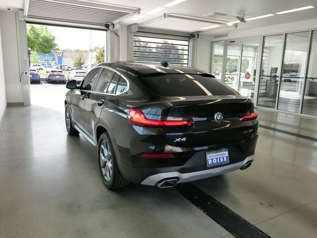 2024 BMW X4 xDrive30i