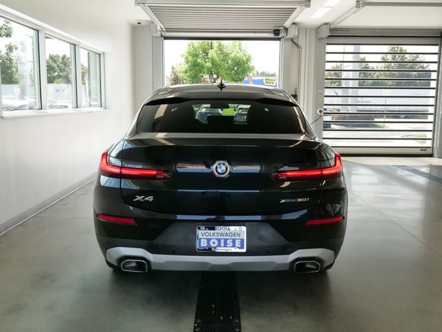 2024 BMW X4 xDrive30i