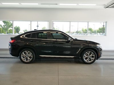 2024 BMW X4 xDrive30i
