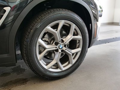 2024 BMW X4 xDrive30i