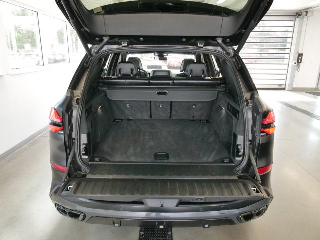 2024 BMW X5 M60i