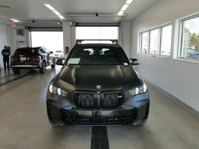 2024 BMW X5 M60i