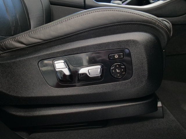 2024 BMW X5 M60i