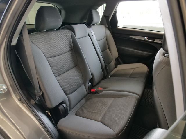 2011 Kia Sorento LX