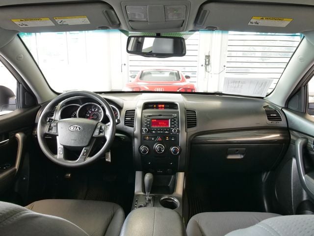 2011 Kia Sorento LX