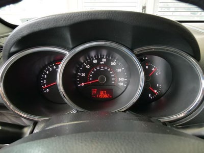 2011 Kia Sorento LX