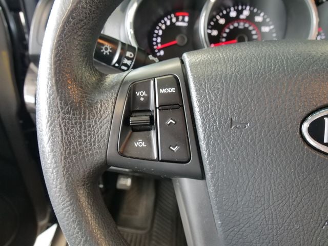 2011 Kia Sorento LX