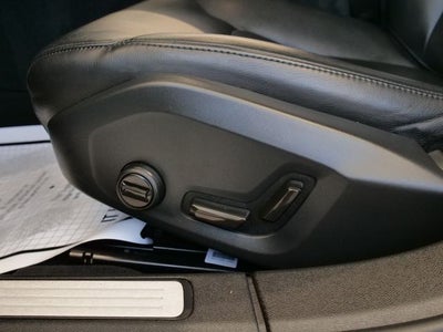 2024 Volvo S60 B5 Core Dark Theme