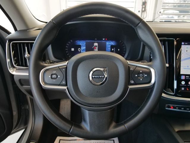 2024 Volvo S60 B5 Core Dark Theme