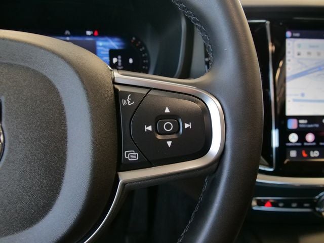 2024 Volvo S60 B5 Core Dark Theme