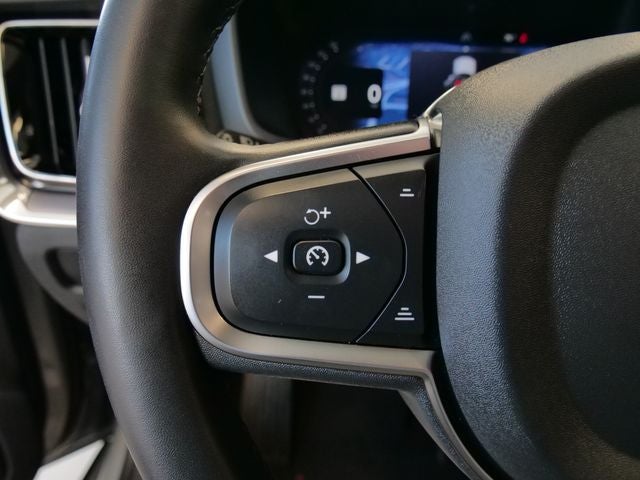 2024 Volvo S60 B5 Core Dark Theme