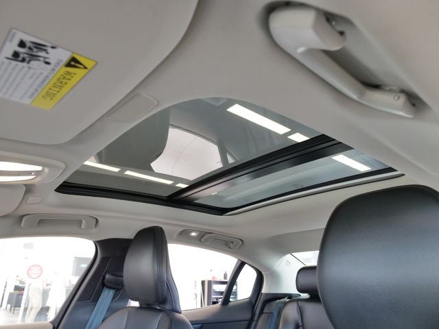 2024 Volvo S60 B5 Core Dark Theme
