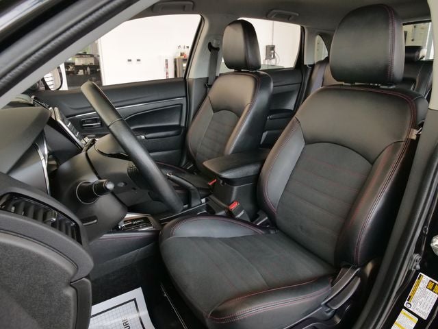 2025 Mitsubishi Outlander Sport 2.0 SE