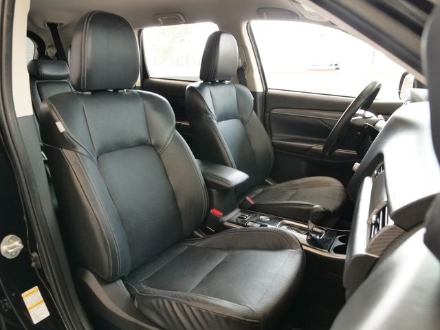 2020 Mitsubishi Outlander ES