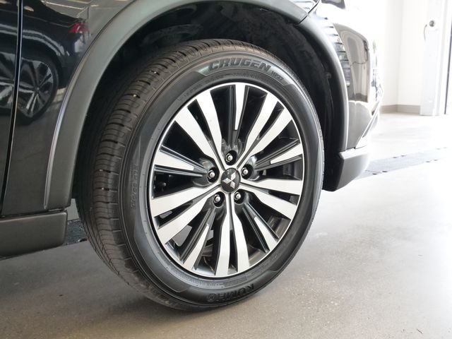 2020 Mitsubishi Outlander ES