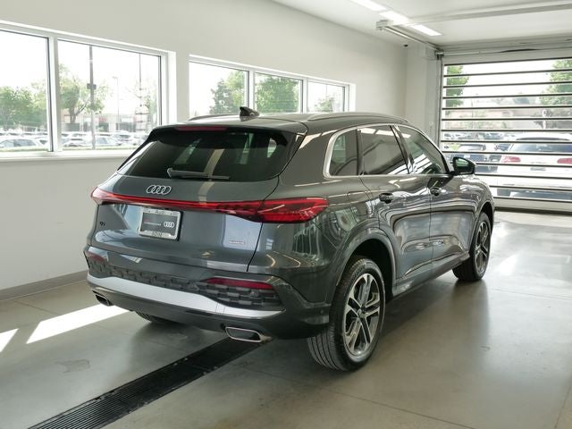 2025 Audi Q5 2.0T Premium quattro