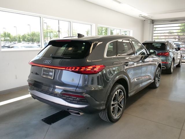2025 Audi Q5 2.0T Premium quattro