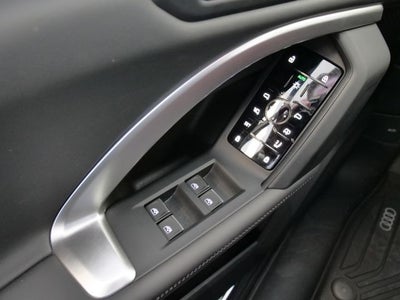 2025 Audi Q5 2.0T Premium quattro