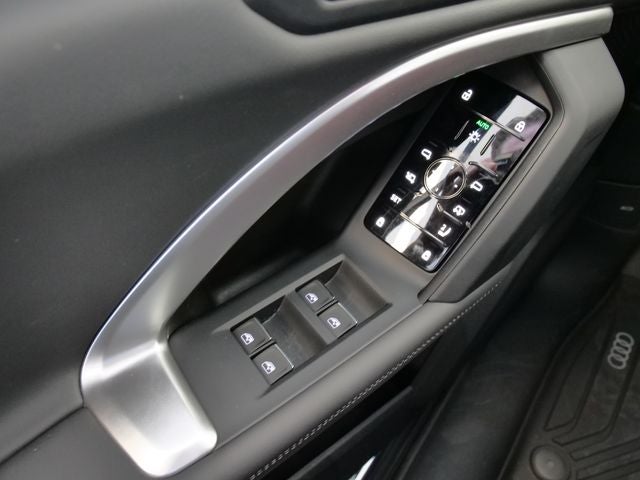 2025 Audi Q5 2.0T Premium quattro