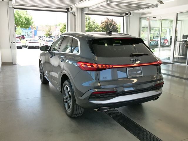 2025 Audi Q5 2.0T Premium quattro