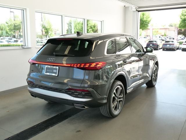 2025 Audi Q5 2.0T Premium quattro