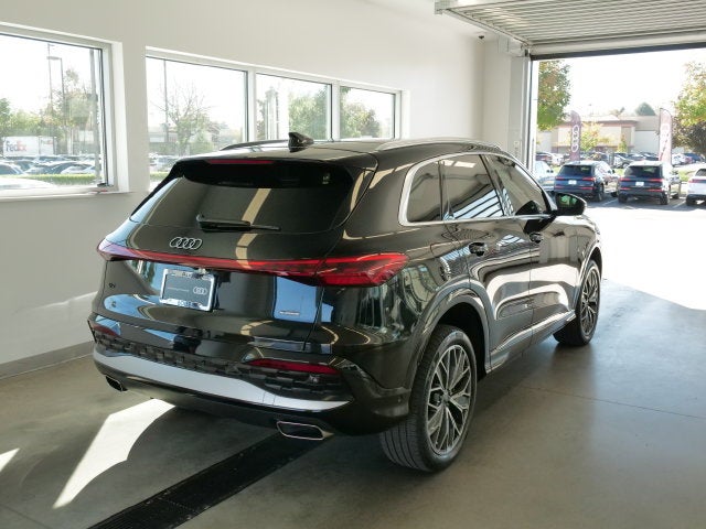 2025 Audi Q5 2.0T Premium Plus quattro