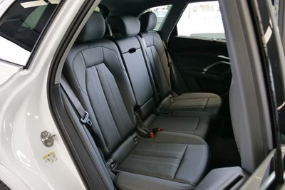 2025 Audi Q5 2.0T Premium Plus quattro