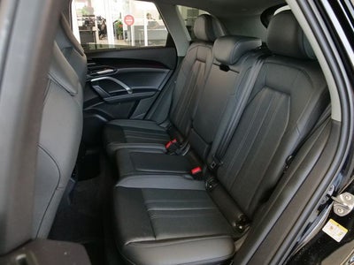2025 Audi Q5 2.0T Prestige quattro