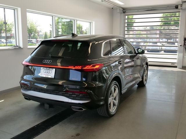 2025 Audi Q5 2.0T Prestige quattro
