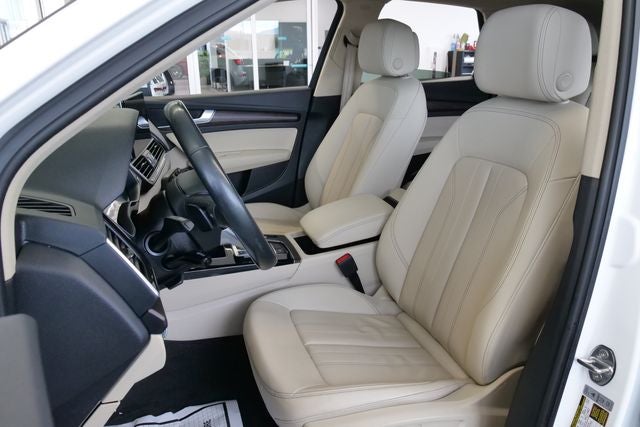 2023 Audi Q5 40 Premium quattro